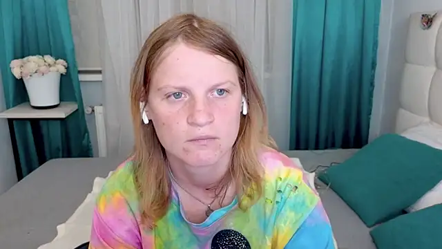 Kathlyn  Heath online show from 15, 7, 2026