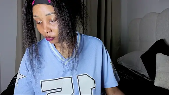 Snapshot of sexycabdy chatting on 18, 11, 2025 sexycabdy online show from 18, 11, 2025