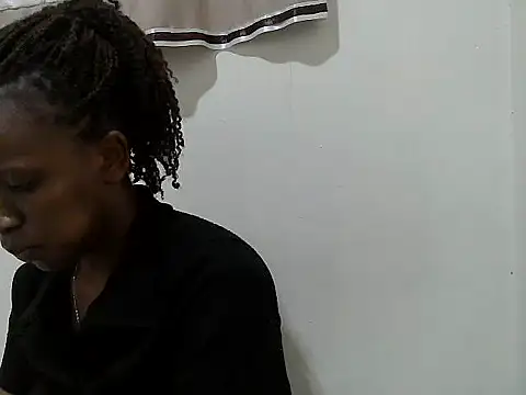 prettybeee online show from 2, 11, 2025