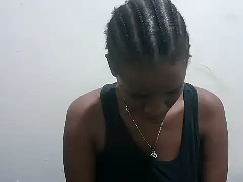 prettybeee online show from 22, 12, 2025