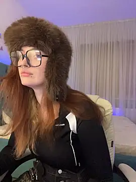  Chlo  e online show from 26, 10, 2025