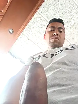 Snapshot of Diego_leon27 chatting on 26, 9, 2025 Diego leon27 online show from 26, 9, 2025