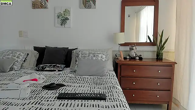 emilyboobs   online show from 28, 11, 2025