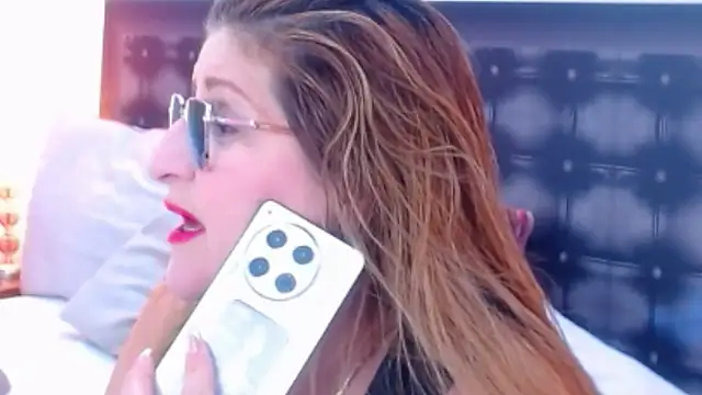 sandra 20 online show from 20, 11, 2025