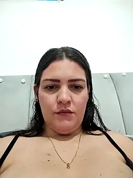 Snapshot of Mia_Hampton chatting on 5, 4, 2026 Mia Hampton online show from 5, 4, 2026