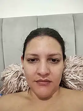 Snapshot of Mia_Hampton chatting on 12, 6, 2026 Mia Hampton online show from 12, 6, 2026