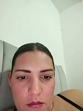 Snapshot of Mia_Hampton chatting on 15, 5, 2026 Mia Hampton online show from 15, 5, 2026