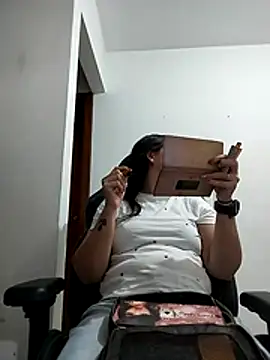 Snapshot of Mia_Hampton chatting on 11, 1, 2026 Mia Hampton online show from 11, 1, 2026