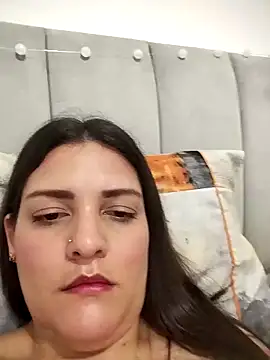 Snapshot of Mia_Hampton chatting on 12, 4, 2026 Mia Hampton online show from 12, 4, 2026