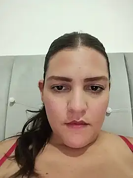 Snapshot of Mia_Hampton chatting on 4, 7, 2026 Mia Hampton online show from 4, 7, 2026