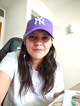 Snapshot of Mia_Hampton chatting on 28, 3, 2026 Mia Hampton online show from 28, 3, 2026