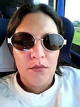 Snapshot of Mia_Hampton chatting on 5, 10, 2025 Mia Hampton online show from 5, 10, 2025