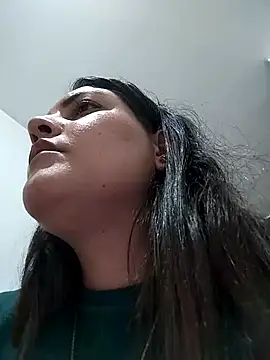 Snapshot of Mia_Hampton chatting on 6, 5, 2026 Mia Hampton online show from 6, 5, 2026