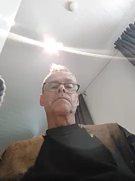 DarrenSullivanSlut online show from 24, 2, 2025