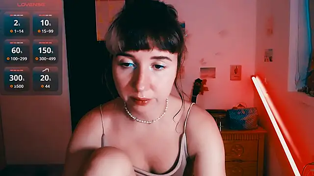 Cosmo Riri online show from 31, 5, 2026