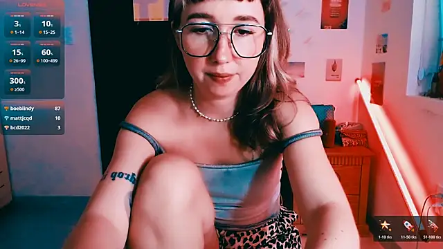 Cosmo Riri online show from 27, 4, 2026