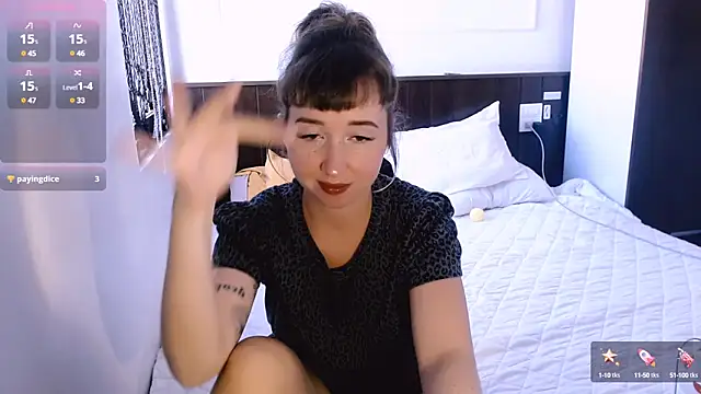 Cosmo Riri online show from 14, 3, 2025