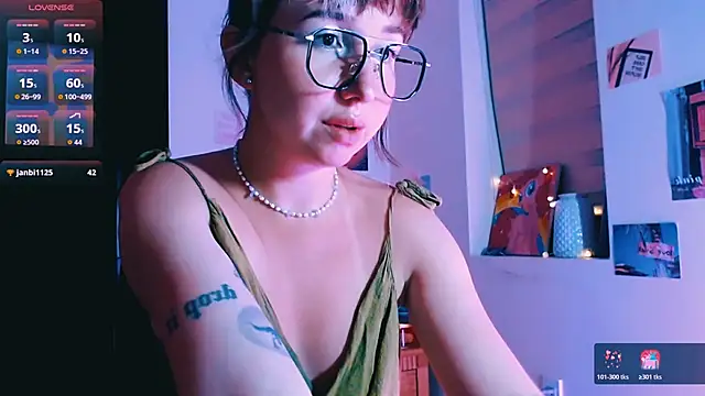 Cosmo Riri online show from 26, 3, 2026