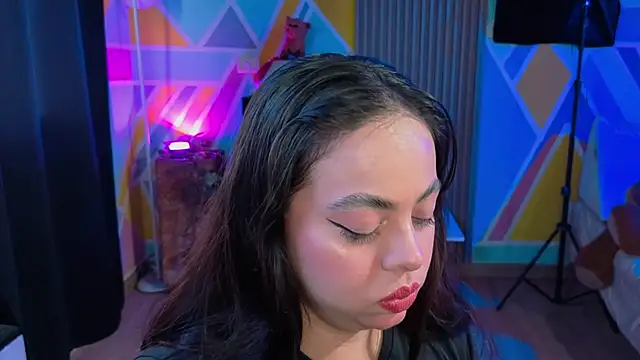 Cuttiealice online show from 17, 10, 2025