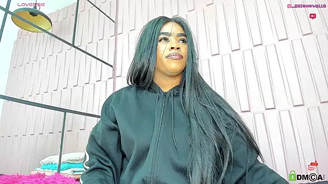 Briana Wells  online show from 18, 3, 2025