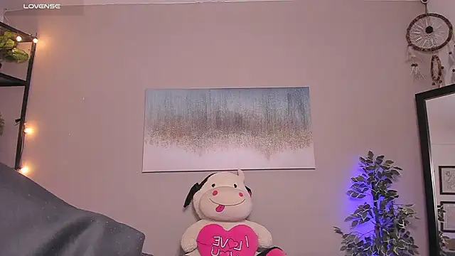 Briana Wells  online show from 17, 2, 2026