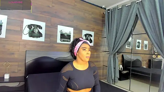 Snapshot of Briana_Wells_ chatting on 12, 7, 2026 Briana Wells online show from 12, 7, 2026