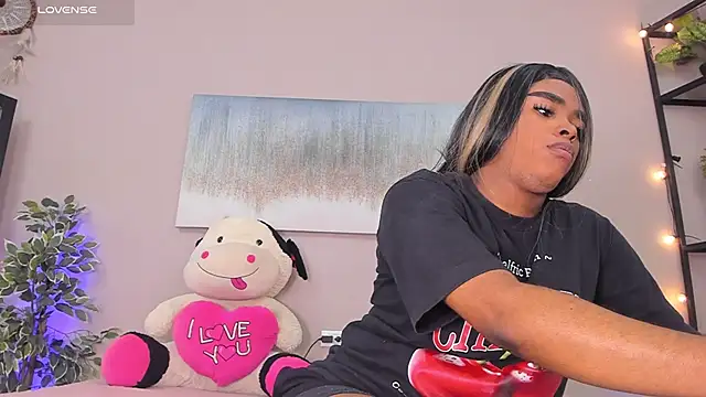 Briana Wells  online show from 15, 3, 2026