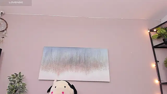 Briana Wells  online show from 5, 3, 2026