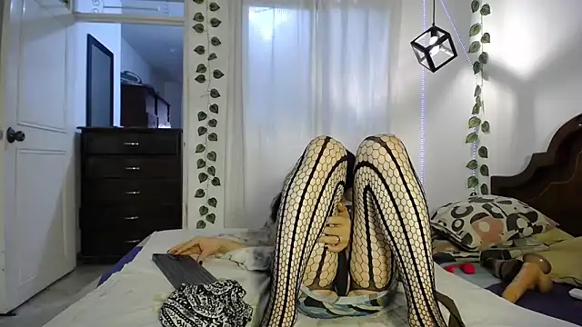 ivonne  hott1 online show from 23, 2, 2026