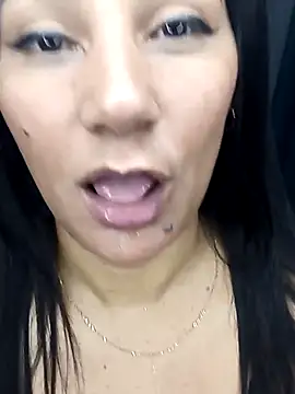 Leticia goddes online show from 6, 3, 2025