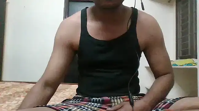 Snapshot of hydhunk29 chatting on 8, 12, 2024 hydhunk29 online show from 8, 12, 2024