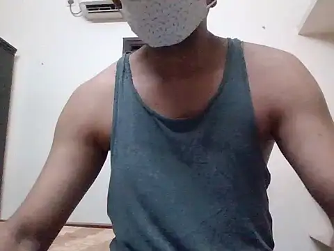 Snapshot of hydhunk29 chatting on 26, 9, 2025 hydhunk29 online show from 26, 9, 2025