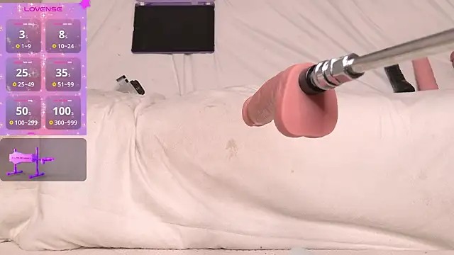 Snapshot of Ashley-Jack chatting on 15, 12, 2025 Ashley-Jack online show from 15, 12, 2025