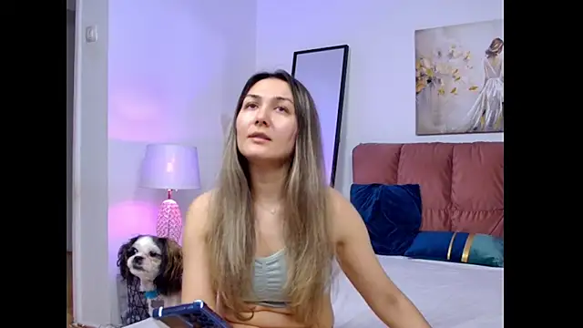 NicolLopeze online show from 24, 2, 2026