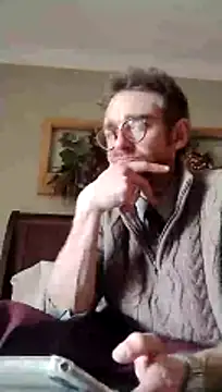 MaxSpadeErotica online show from 5, 4, 2026