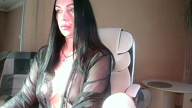 Roxolana Drim online show from 6, 3, 2026