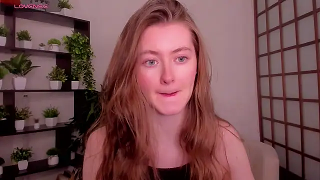 KateCuddle online show from 23, 12, 2025