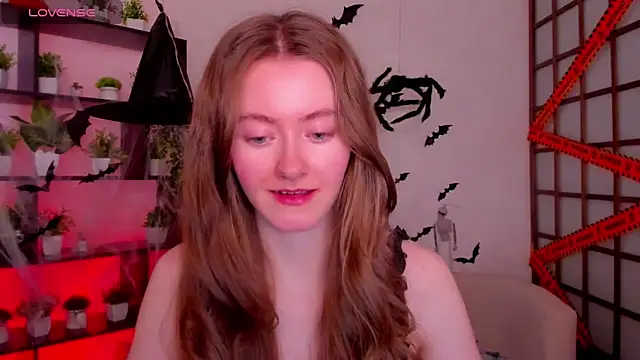 KateCuddle online show from 27, 10, 2025