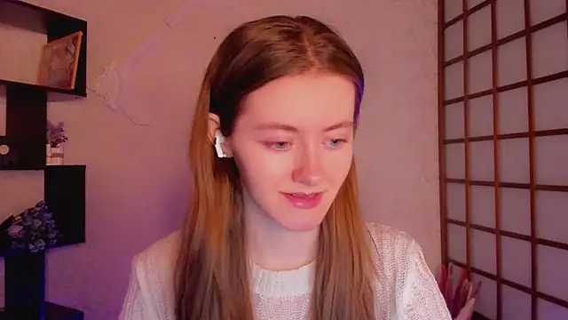 KateCuddle online show from 28, 2, 2025