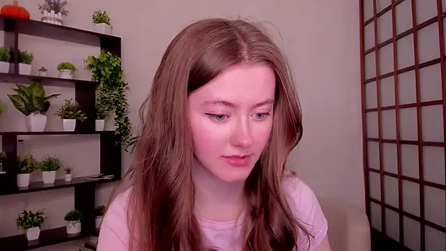 KateCuddle online show from 24, 4, 2026