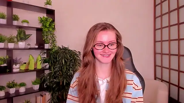 KateCuddle online show from 18, 9, 2025