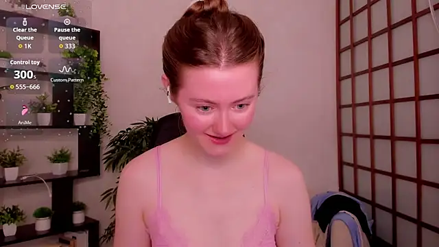 Snapshot of KateCuddle chatting on 16, 6, 2026 KateCuddle online show from 16, 6, 2026