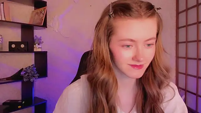 KateCuddle online show from 21, 1, 2025
