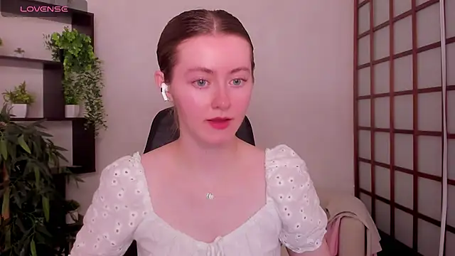 KateCuddle online show from 2, 7, 2026