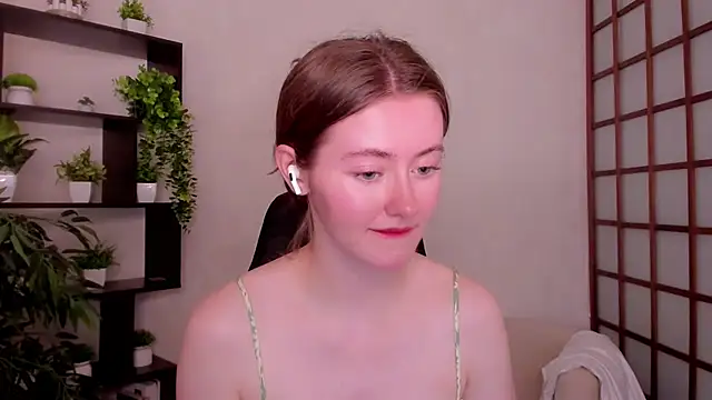 KateCuddle online show from 30, 6, 2026