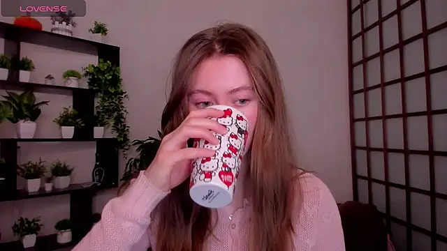 KateCuddle online show from 25, 2, 2026