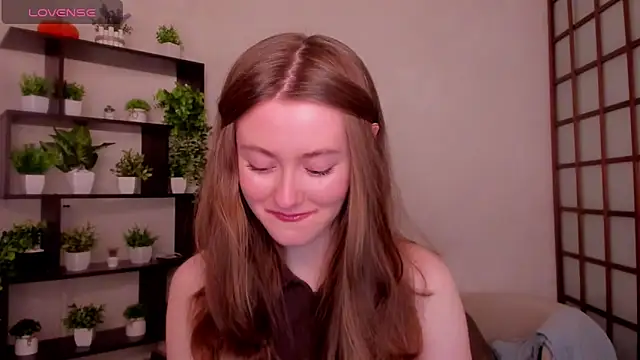 KateCuddle online show from 3, 4, 2026