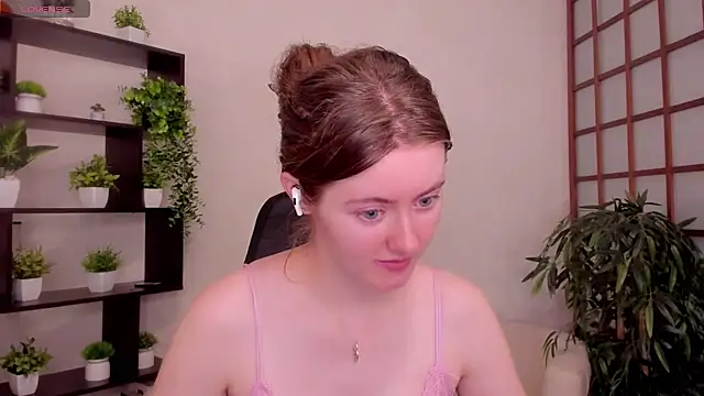 KateCuddle online show from 30, 7, 2026