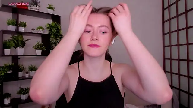 KateCuddle online show from 27, 3, 2026