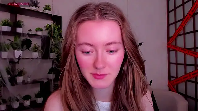 KateCuddle online show from 28, 10, 2025